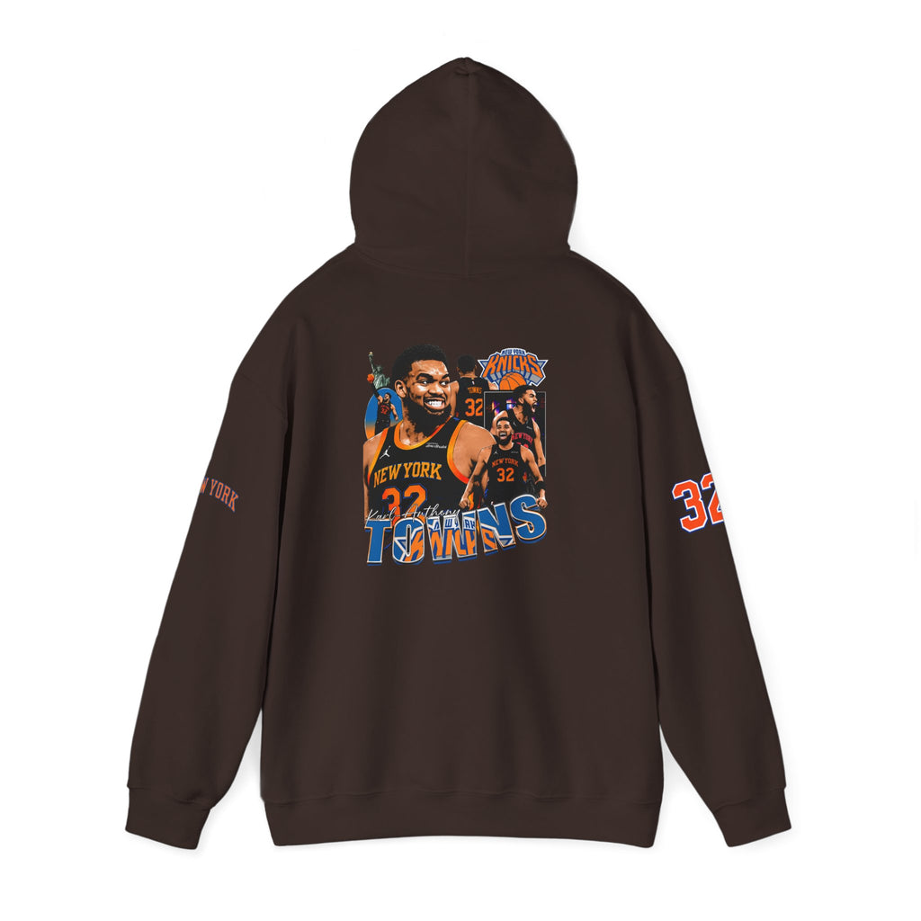 New York Knicks Retro Logo Hoodie — 32 Jersey Sleeve Basketball Pullover