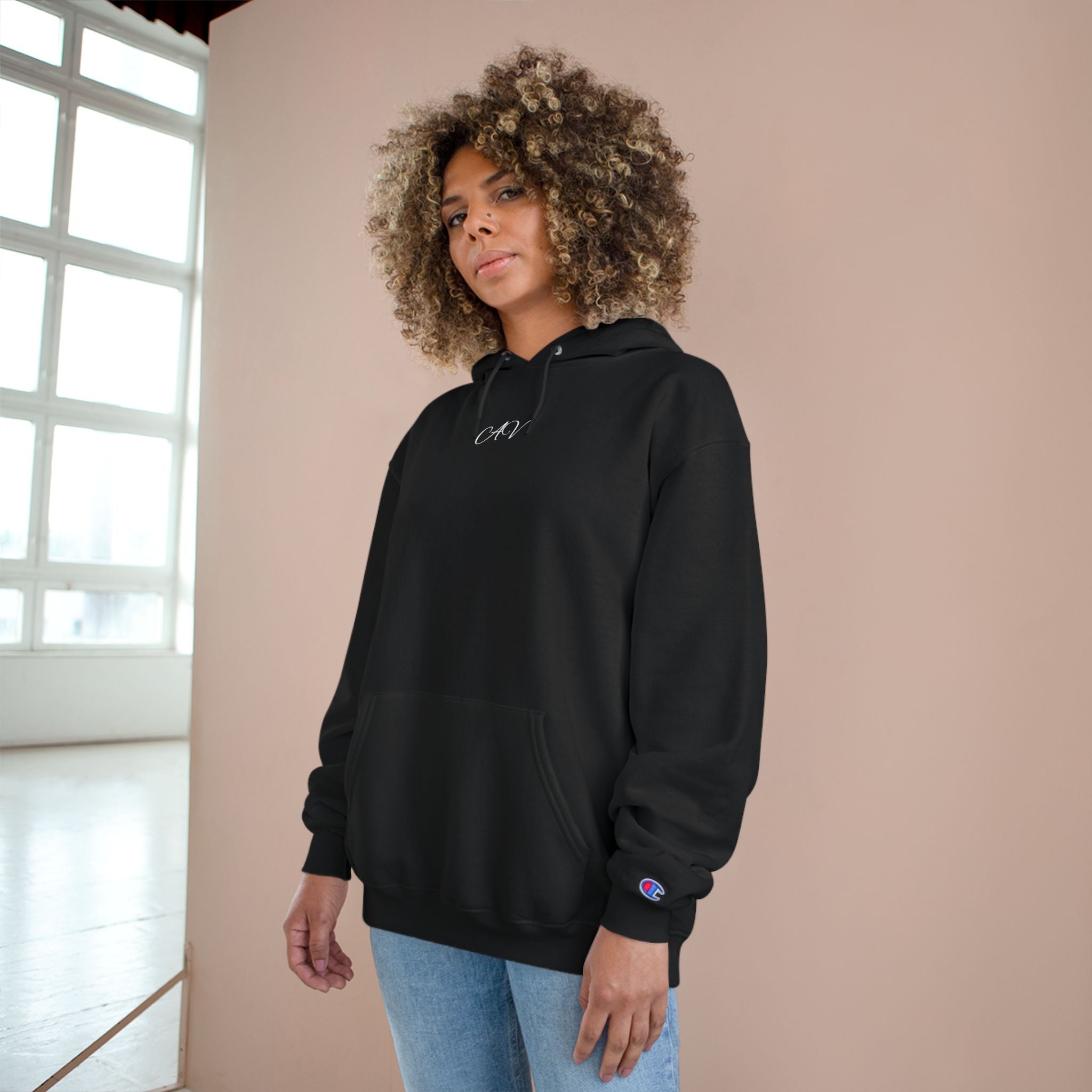Champion Hoodie — Streetwear Pullover