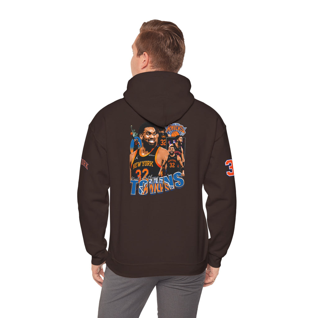 New York Knicks Retro Logo Hoodie — 32 Jersey Sleeve Basketball Pullover